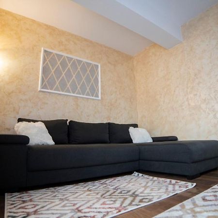 Ballade Apartment Iasi Buitenkant foto
